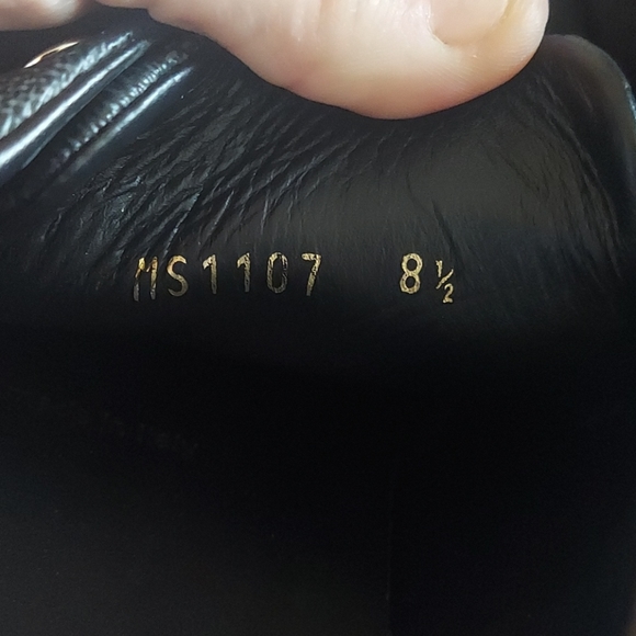 Louis Vuitton men's sneakers - Picture 10 of 11